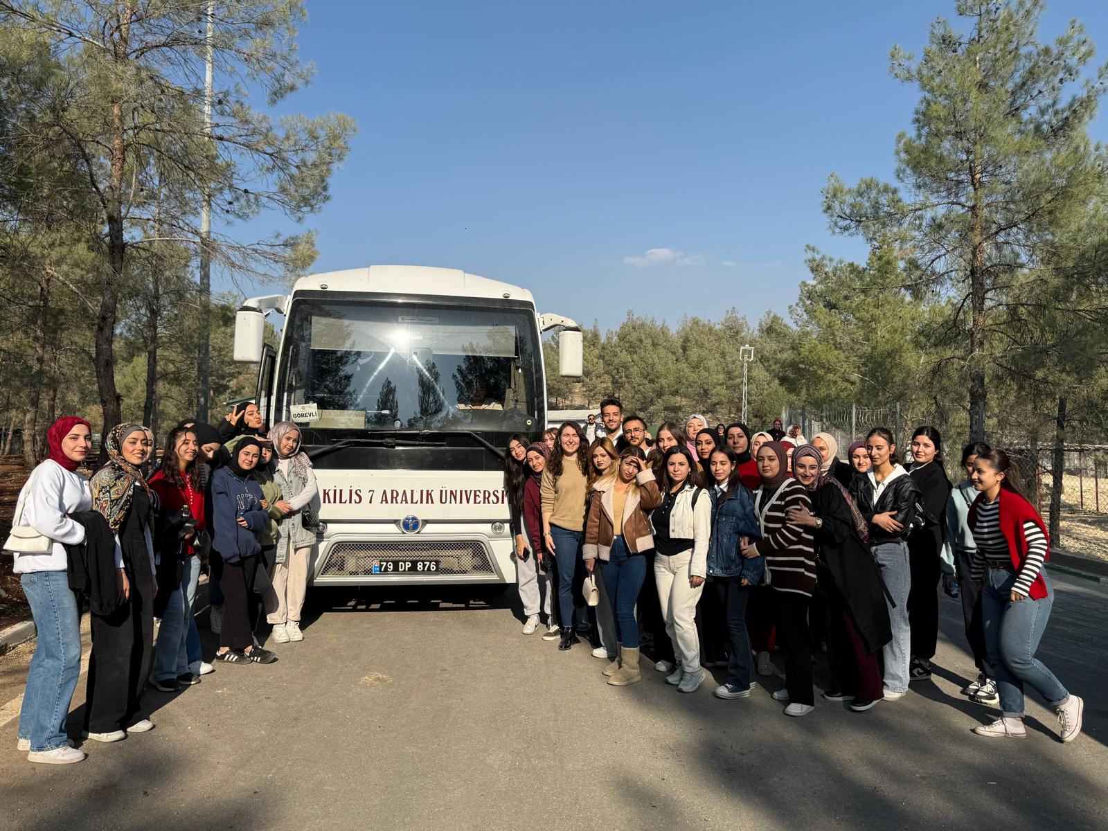 SHMYO Öğrencilerinden Hayvan Barınağına Ziyaret